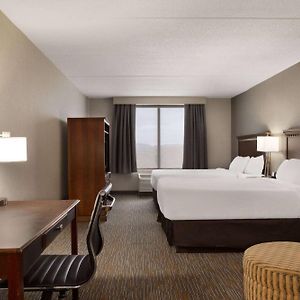 Queen Room Two Queen Beds Pet Friendly or Non-Smoking